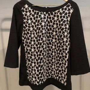 Ann Taylor Embroidered  3/4 Sleeve Top